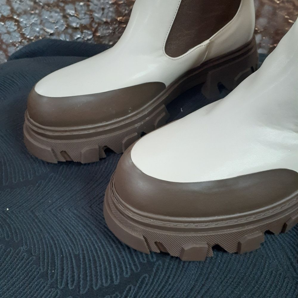 NWT Public Desire Lug Sole Boots - Picture 16 of 16